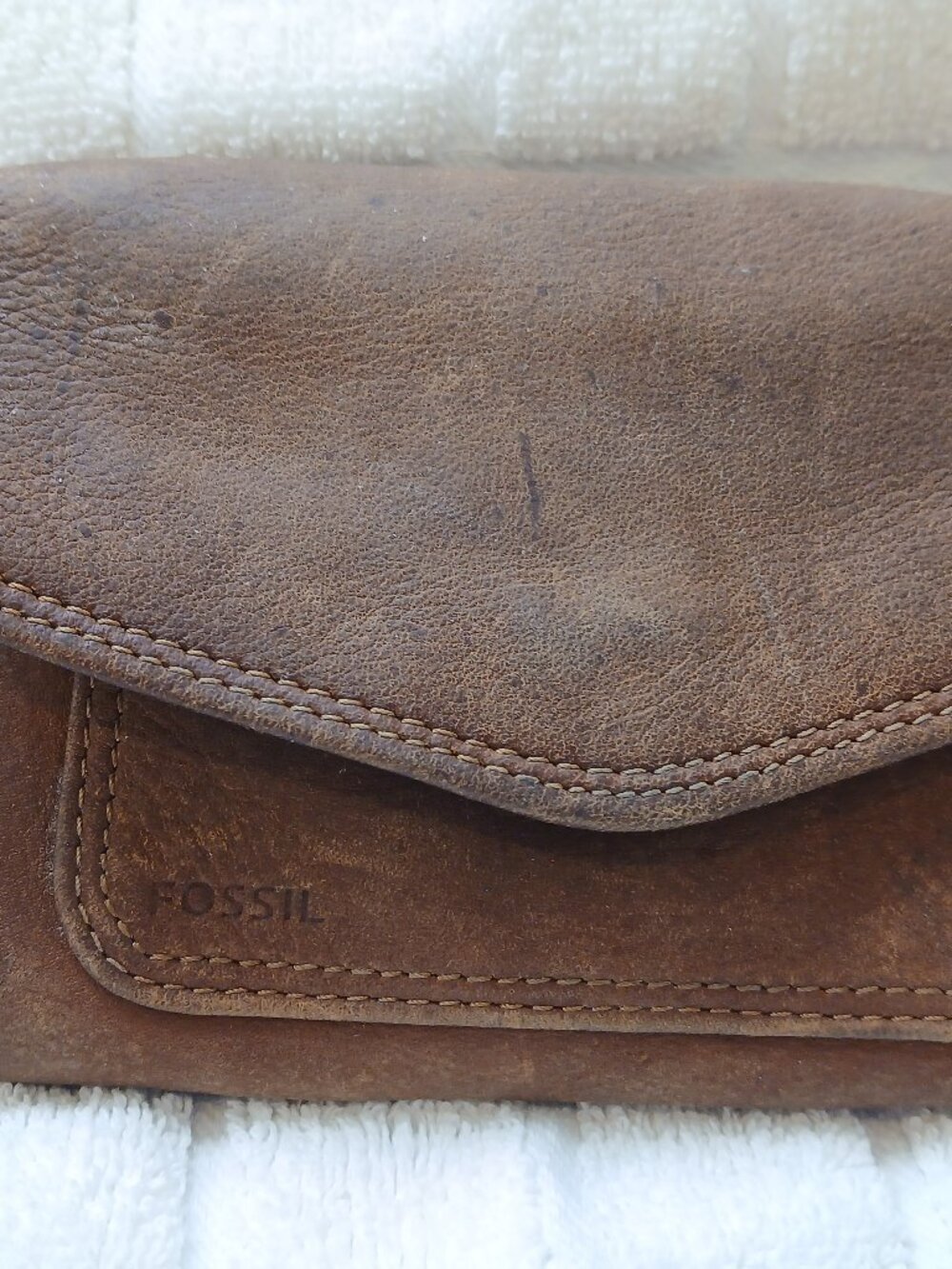 Fossil Leather flap fold wallet